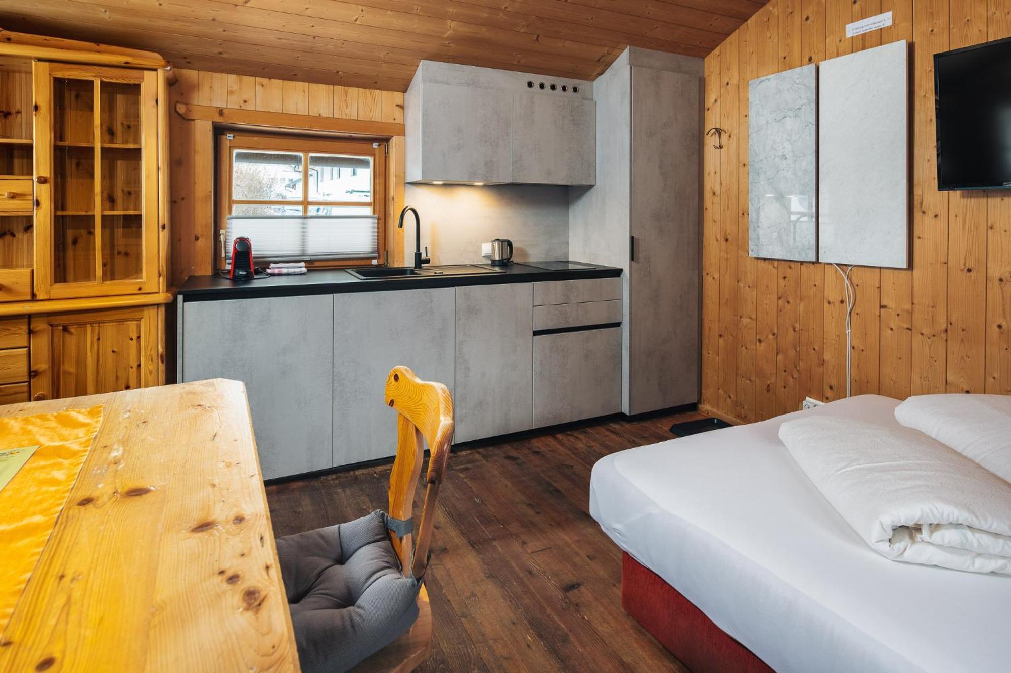 Camping Dreilaendereck Blockhuetten & Apartments ريد إم أوبيرينتال المظهر الخارجي الصورة